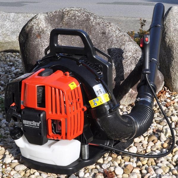 Benzin-Laubbläser mit 864 cbm Luftstrom und 21 ms Luftgeschwindigkeit 