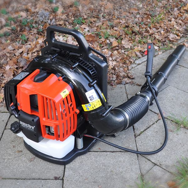 Hecht Benzin-Gartenlaubbläser mit 134 cm Blasrohr ideal für große Flächen 
