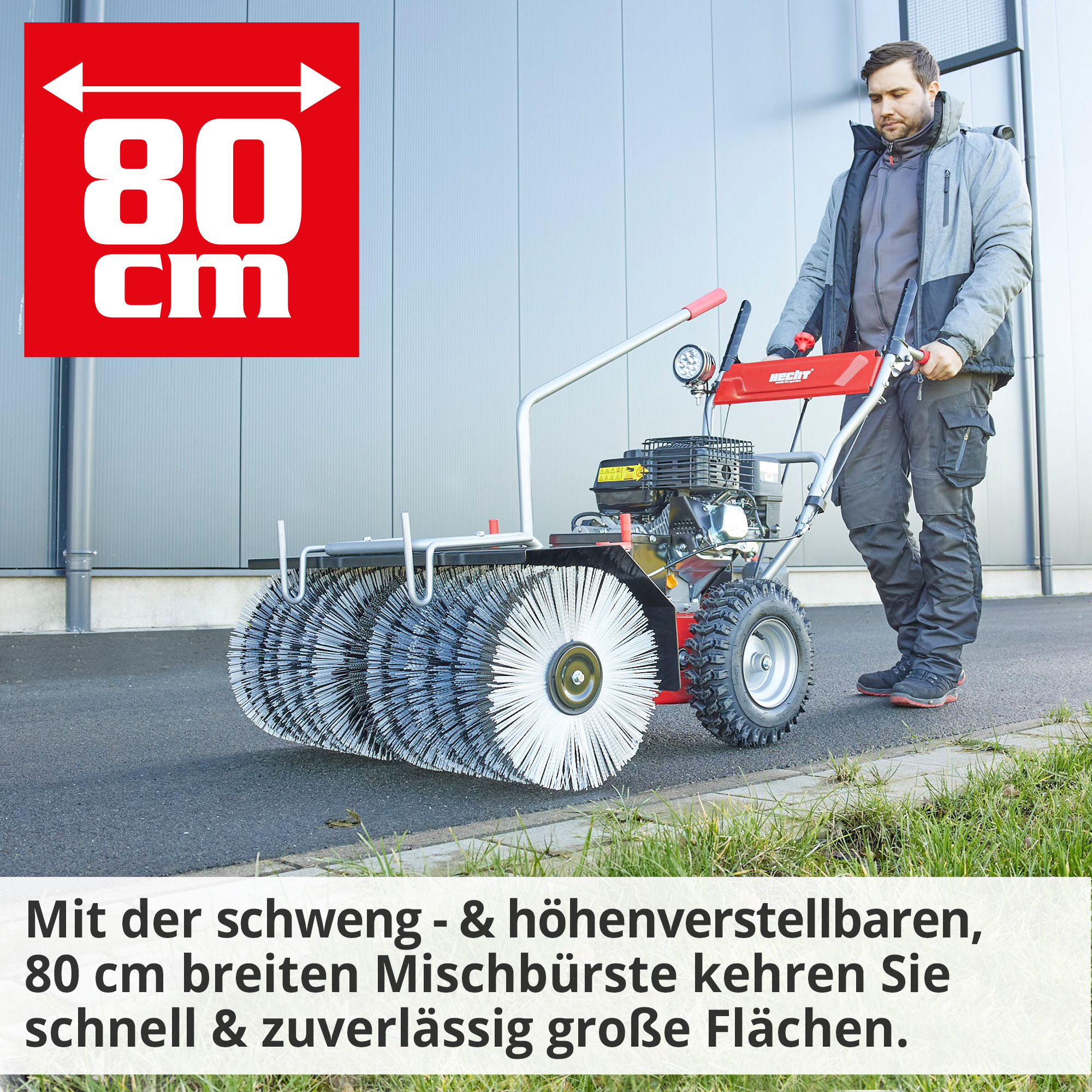 Benzin-Kehrmaschine mit höhenverstellbarer Mischbürste und 80 cm Arbeitsbreite ideal für große Flächen 
