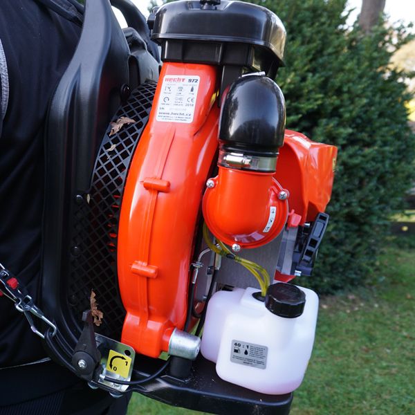 Hecht Benzin-Laubbläser 972 mit leistungsstarkem 2 Takt-Motor für effizientes arbeiten 
