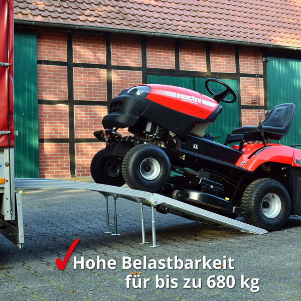 Auffahrrampen belastbar – ideal für Rasentraktoren, bis 680 kg Tragkraft beim Verladen