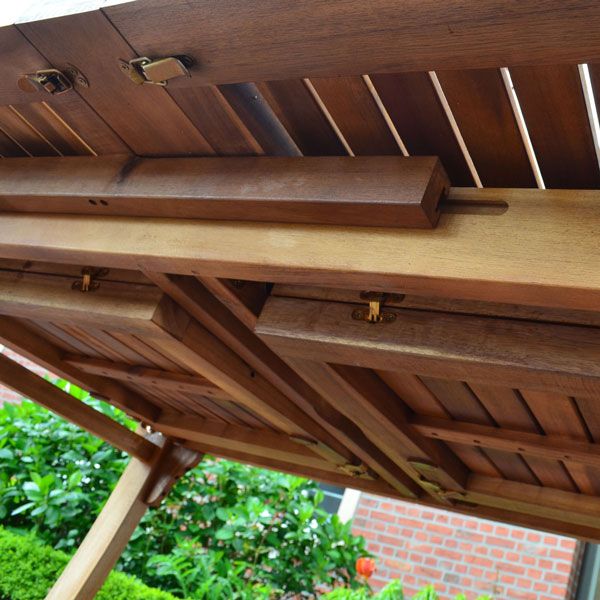 Gartensitzgruppe Royal; Die Tischverlängerungen werden schnell miteinander verbunden