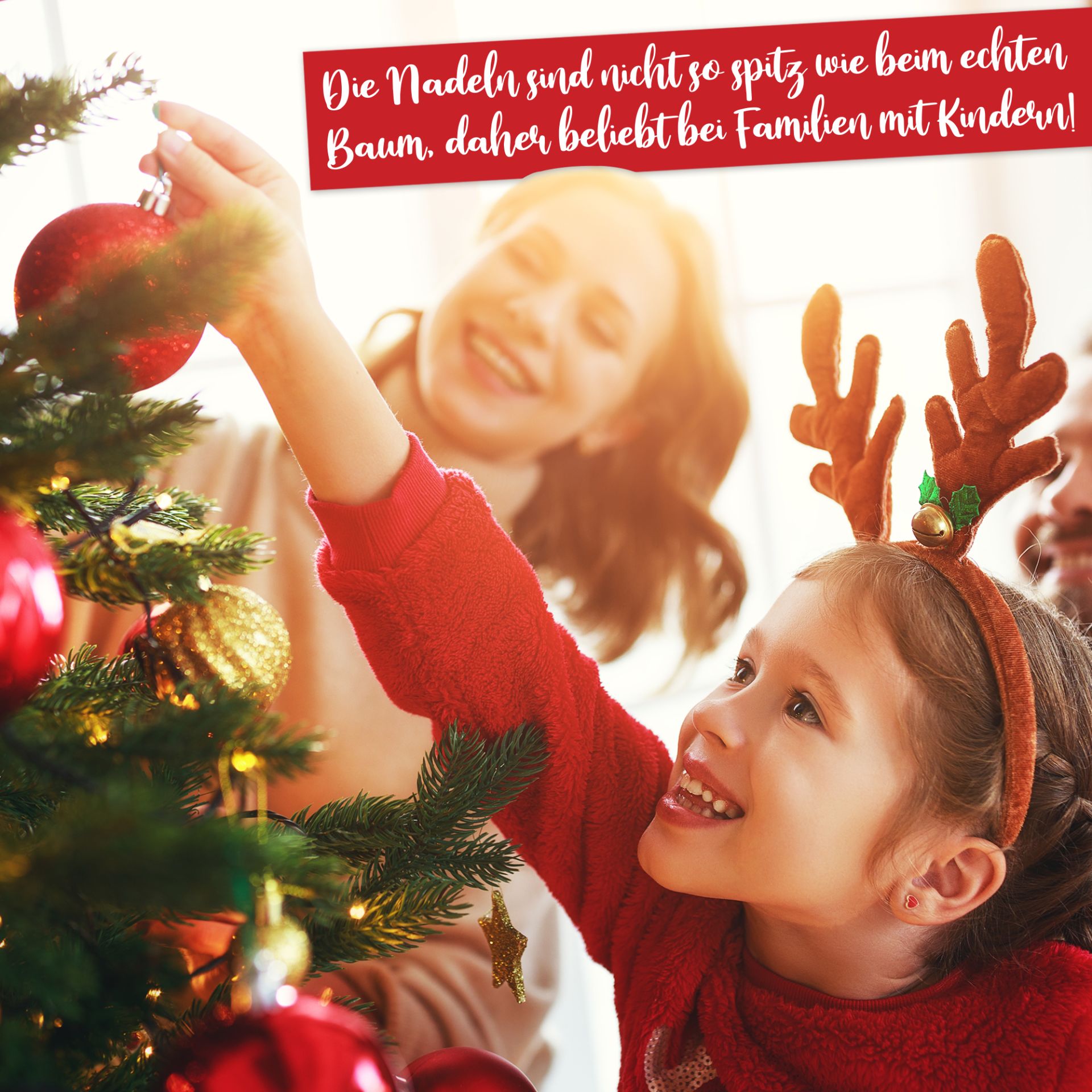 Nadeln sind nicht so spitz wie beim echten Baum, beleibt bei Familien und Kindern - Weihnachtsbaum Winterland