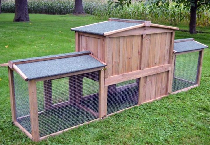 Hasenstall 011 - Dr. Hase; Zwei große Ausläufe für maximale Freifläche Hasenstall 011 - Dr. Hase; Zwei große Ausläufe für maximale Freifläche