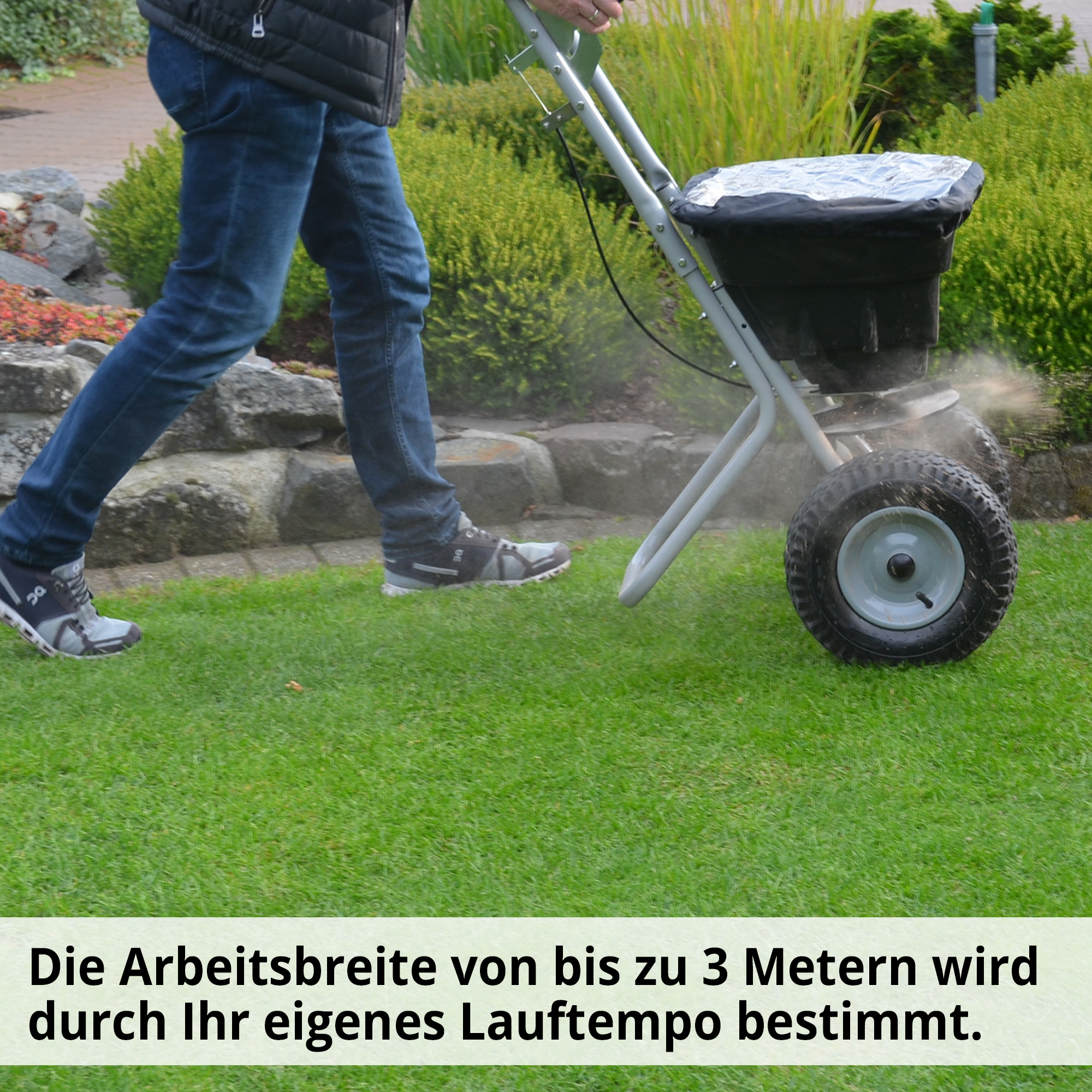 Gartenstreuer mit 3 Metern Arbeitsbreite einfache Dosierung durch eigenes Tempo 