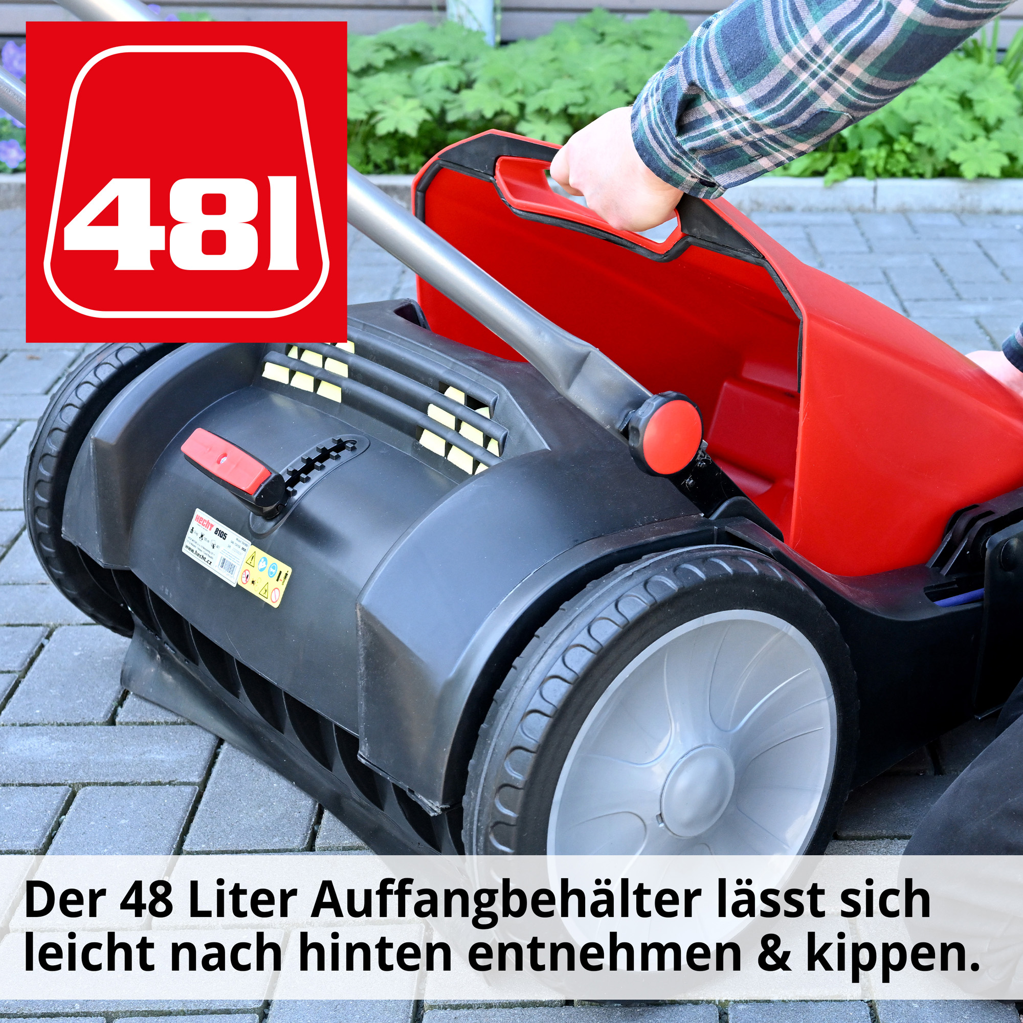 HECHT 8105 Handkehrmaschine; Der 48 Liter Auffangbehälter lässt sich leicht nach hinten entnehmen und kippen