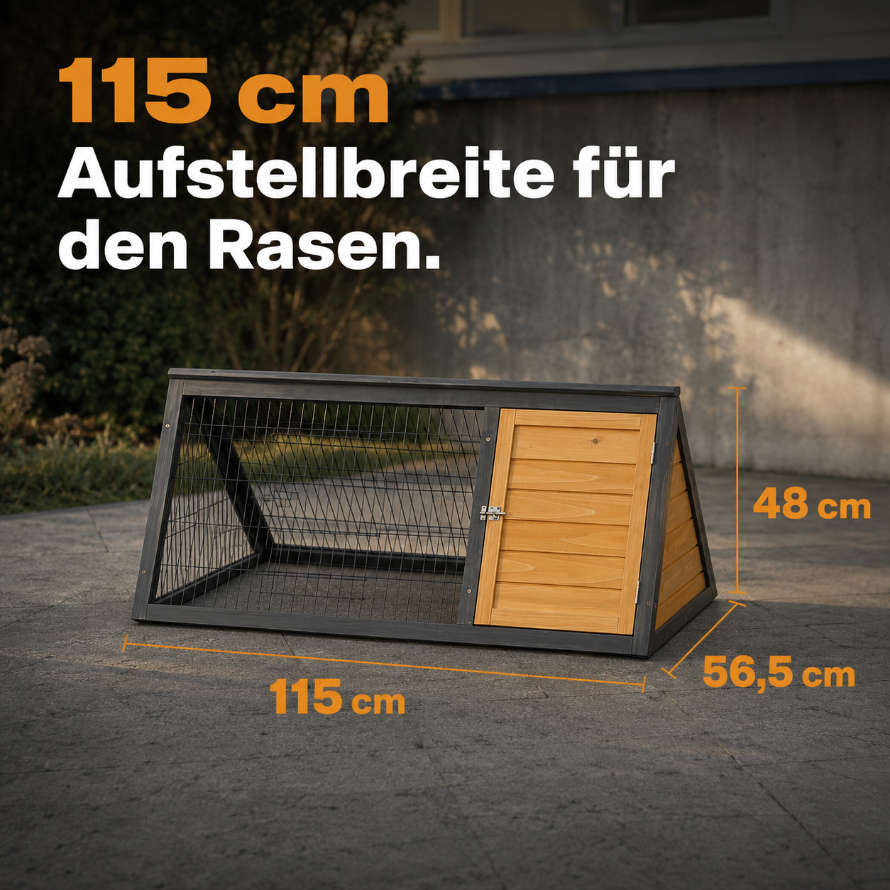 Kaninchenstall aus massivem Kiefernholz mit gewachsener Holzstruktur
