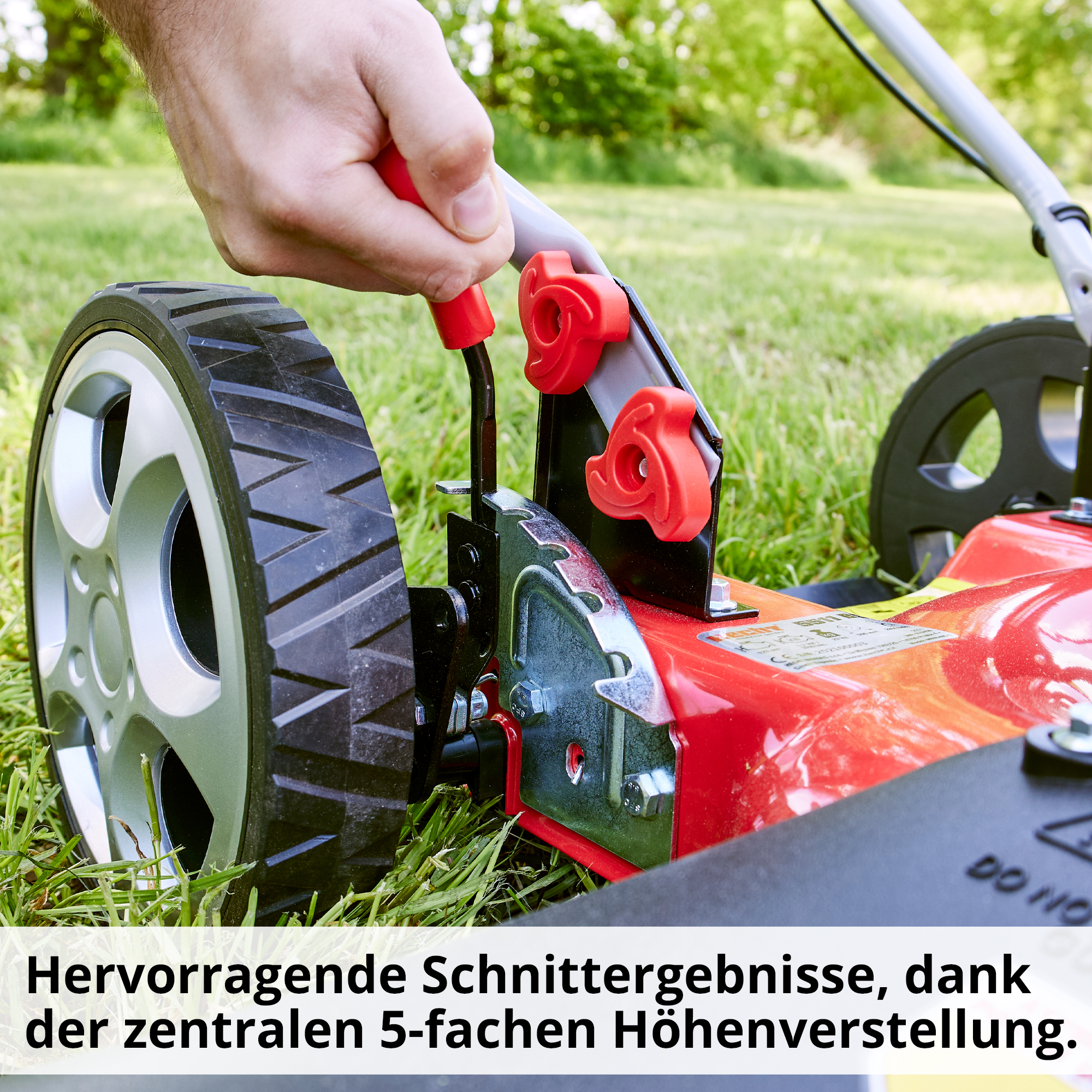 Benzin-Rasenmäher mit 5-Facher Schnitthöhenverstellung     Benzin-Rasenmäher mit 5-Facher Schnitthöhenverstellung