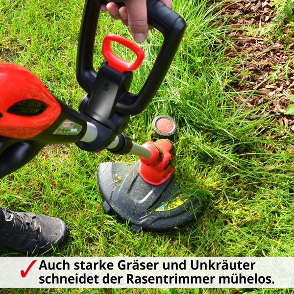 Akku Rasentrimmer; Auch starke Gräser und Unkräuter schneidet der Rasentrimmer mühelos