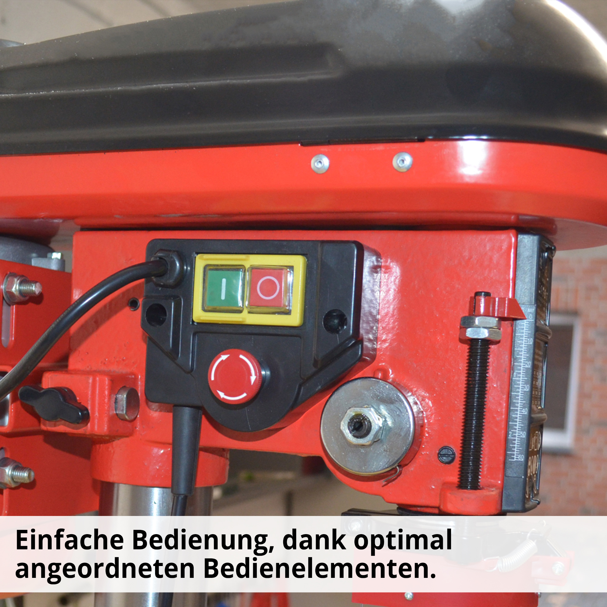 Standbohrmaschine Bedienelemente Schalter Ein Aus Not-Aus Sicherheitsschalter Frontansicht