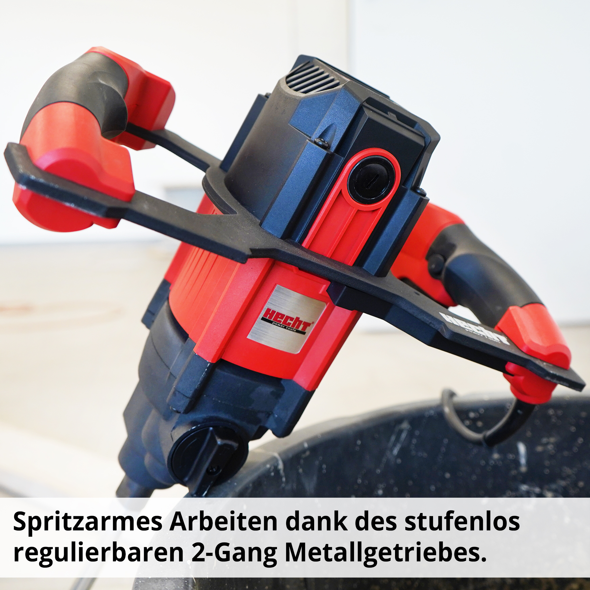 HECHT 1140 Rührwerk; Spritzarmes Arbeiten dank des stufenlos regulierbaren 2-Gang Metallgetriebes