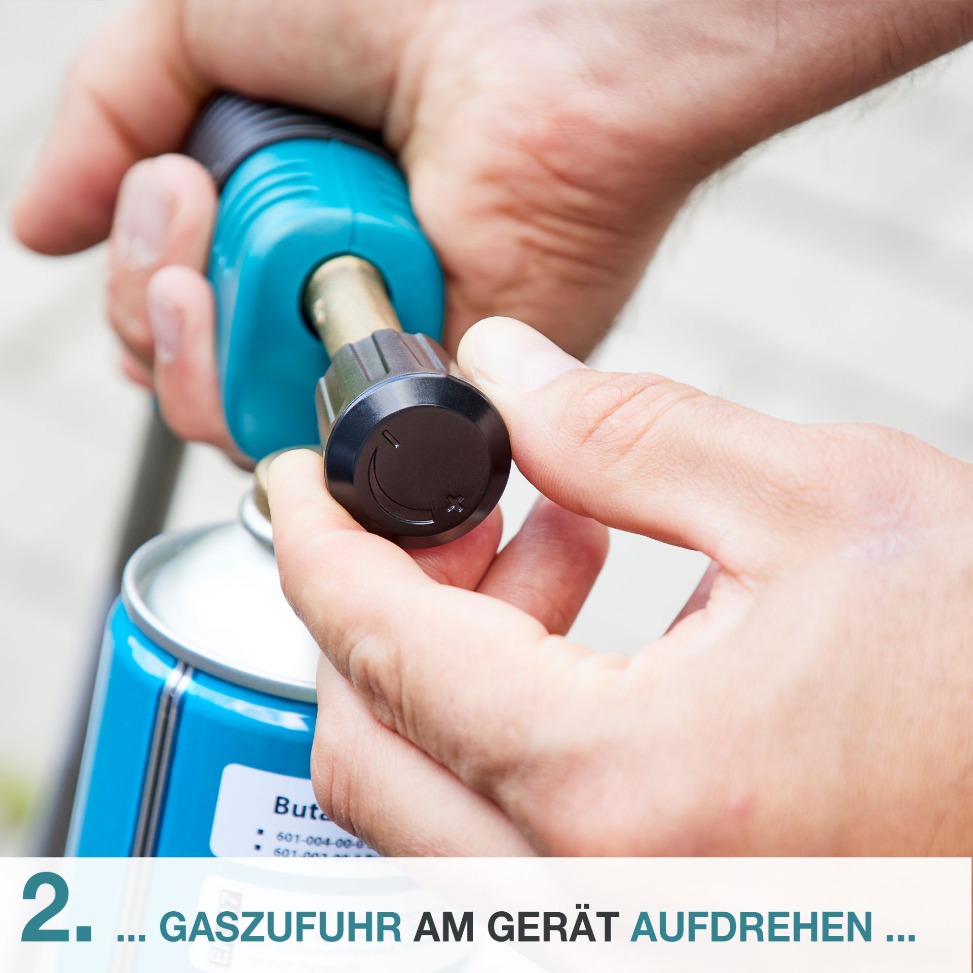 Gaszufuhr der TOM LG-600 Gaskartusche am Gerät aufdrehen