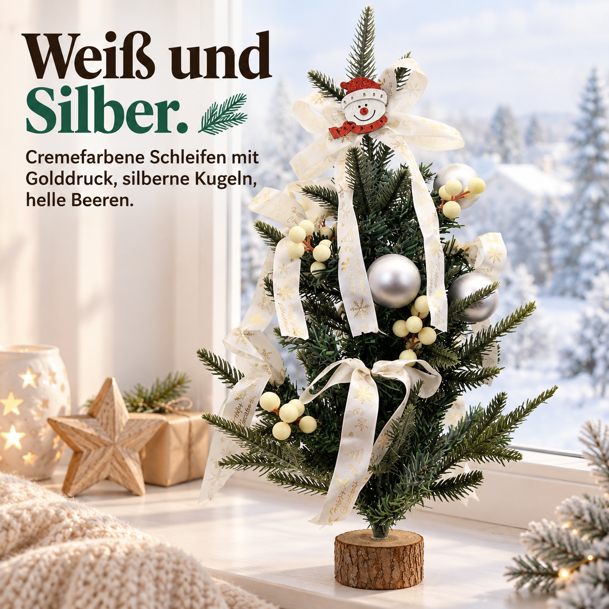 Weiß-silberner Deko-Baum mit cremefarbenen Schleifen und hellen Beeren (Dieses Bild wurde mit Hilfe von KI generiert.)