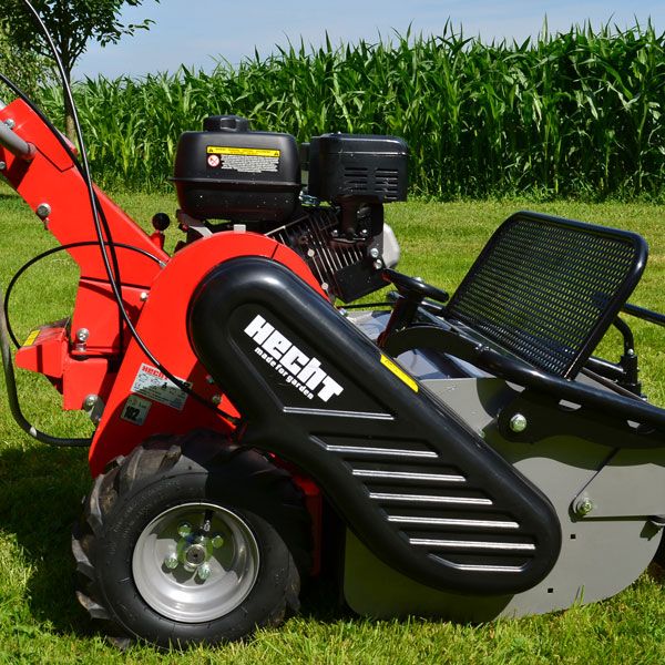 Hecht Benzin-Schlegelmäher mit 4-Takt Motor ideal für Harte und große Gartenböden 