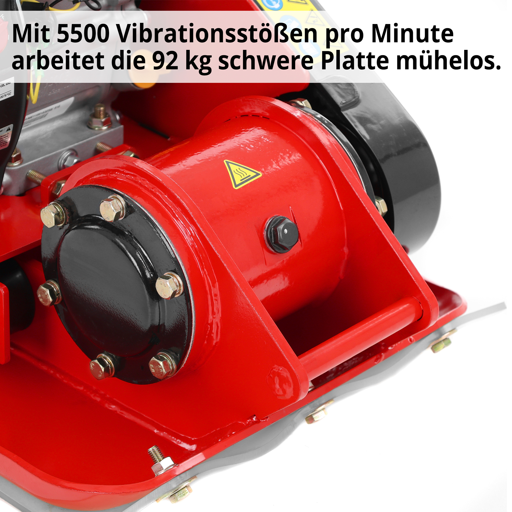 HECHT 1114 Rüttelplatte mit 5500 Vibrationsstößen pro Minute arbeitet die 92 kg schwere Platte mühelos