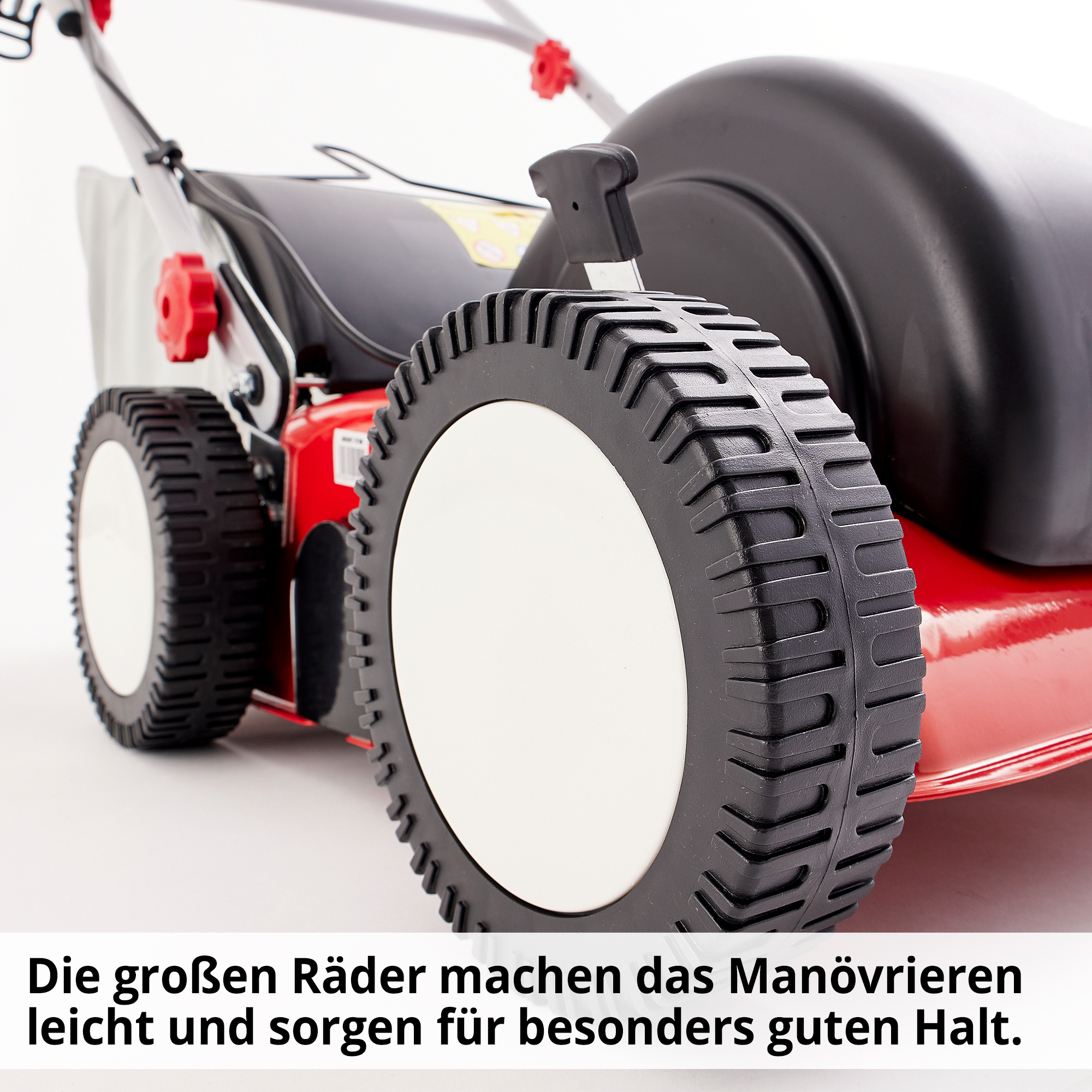 Vertikutierer; Größe Räder für leichtes Manövrieren